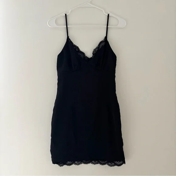 Princess Polly Maple Mae Black Lace Mini Dress - Picture 2 of 6